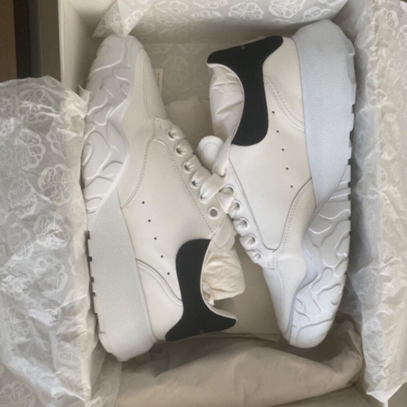 Alexander McQueen Oversized Court Trainer 'White Black' Size 40.5 - Picture 4 of 10